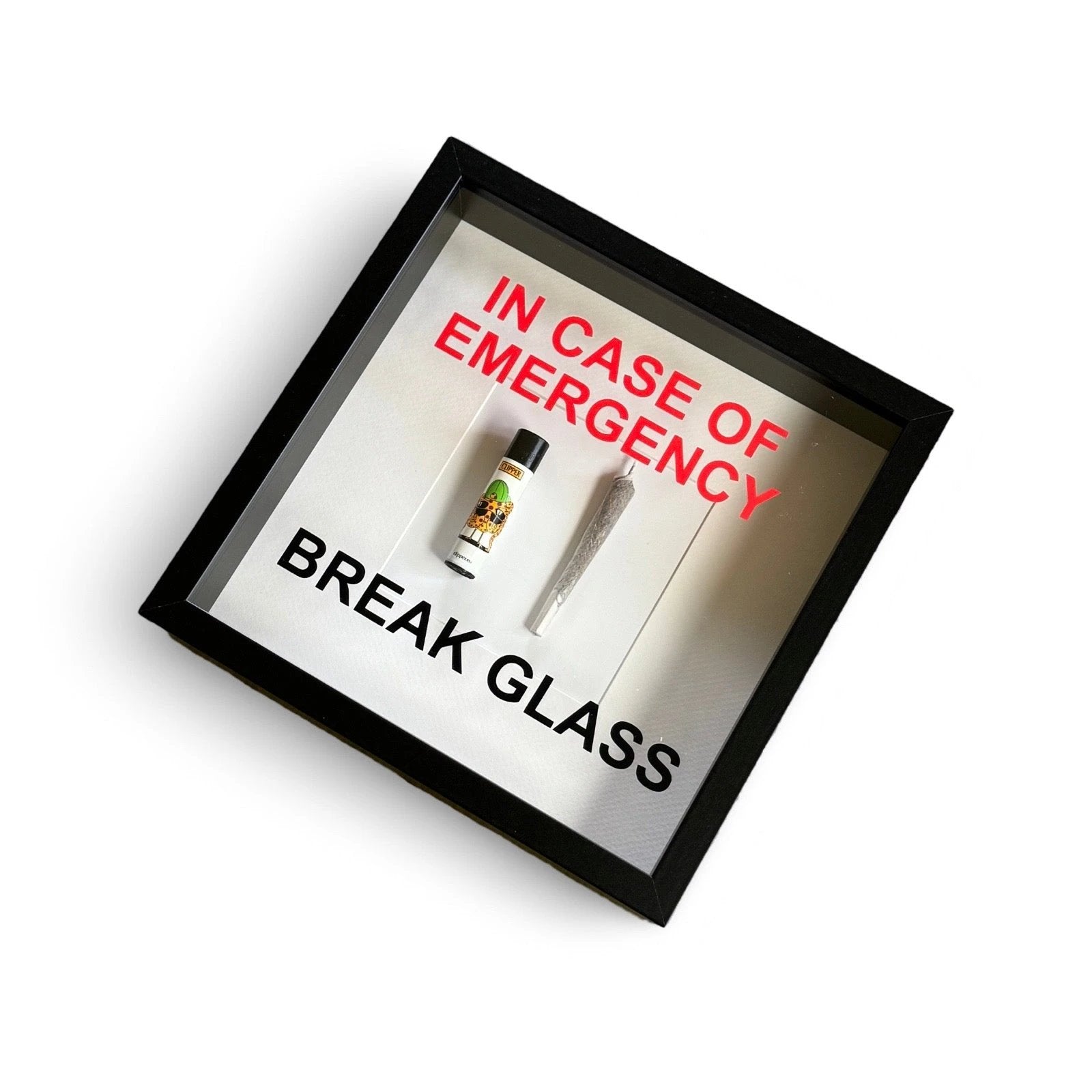 Wandschmuck "In Case of Emergency – Break Glass - Joint" Schwarzer Rahmen - from DieBallerei