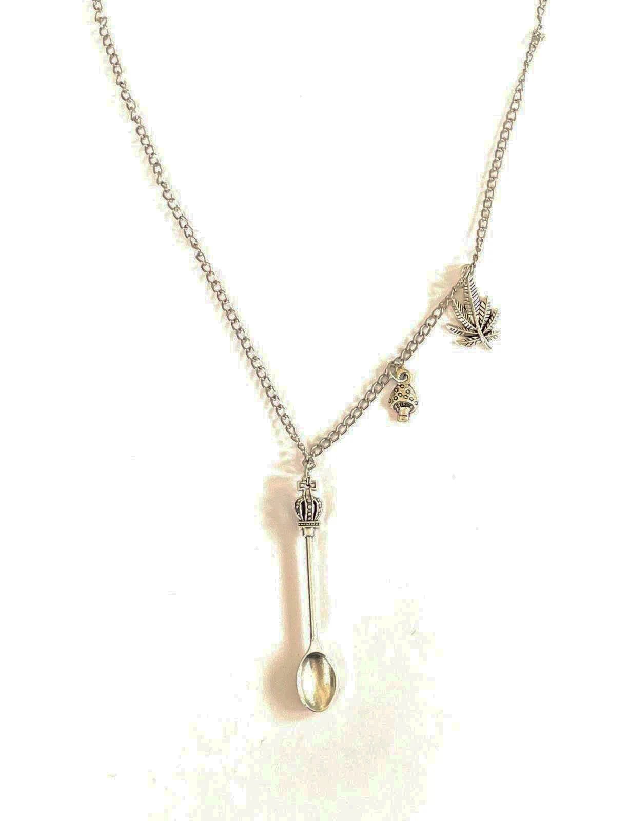 Eleganter Mini-Löffel Anhänger Krone und Pilz/Hanf Charms mit 45 cm silberner Halskette - from DieBallerei