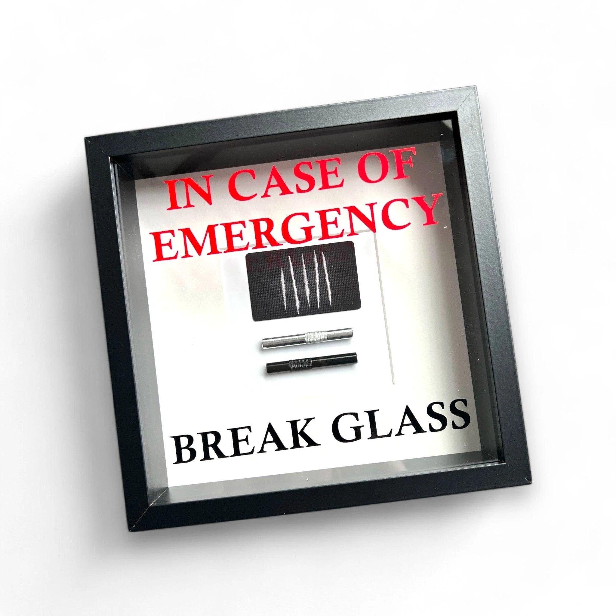 Wandschmuck "In Emergency – Break Glass - Lines" Schwarzer Rahmen - from DieBallerei