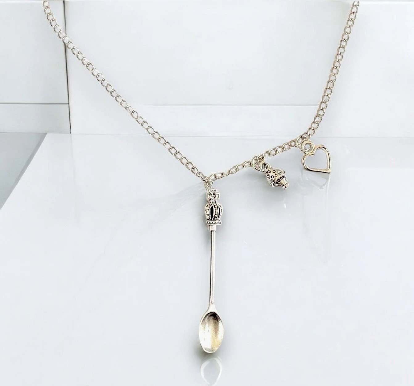 Eleganter Mini-Löffel Anhänger Krone und Herz/Pilz Charms mit 45 cm silberner Halskette - from DieBallerei