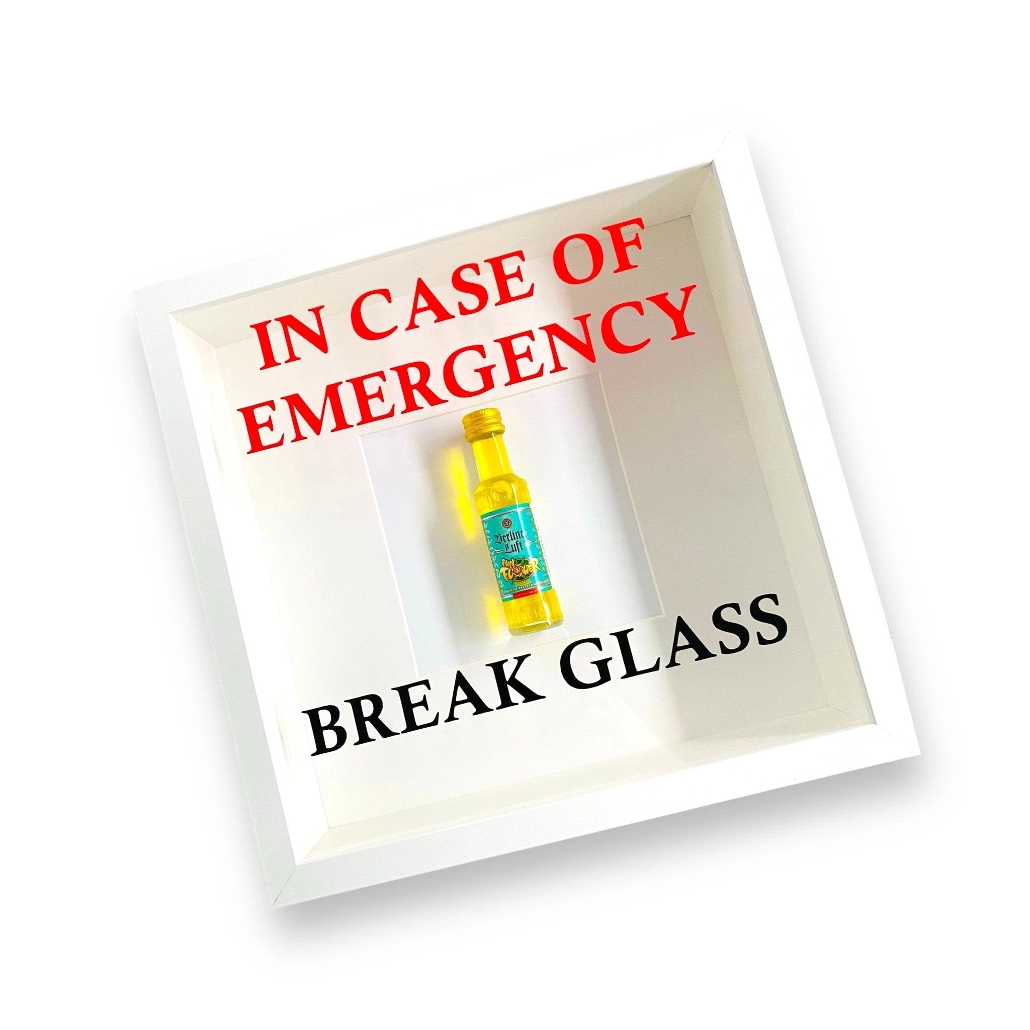 "In Case of Emergency Break Glass" – Wandbild mit Berliner Luft schwarzer/weißer Rahmen - from DieBallerei
