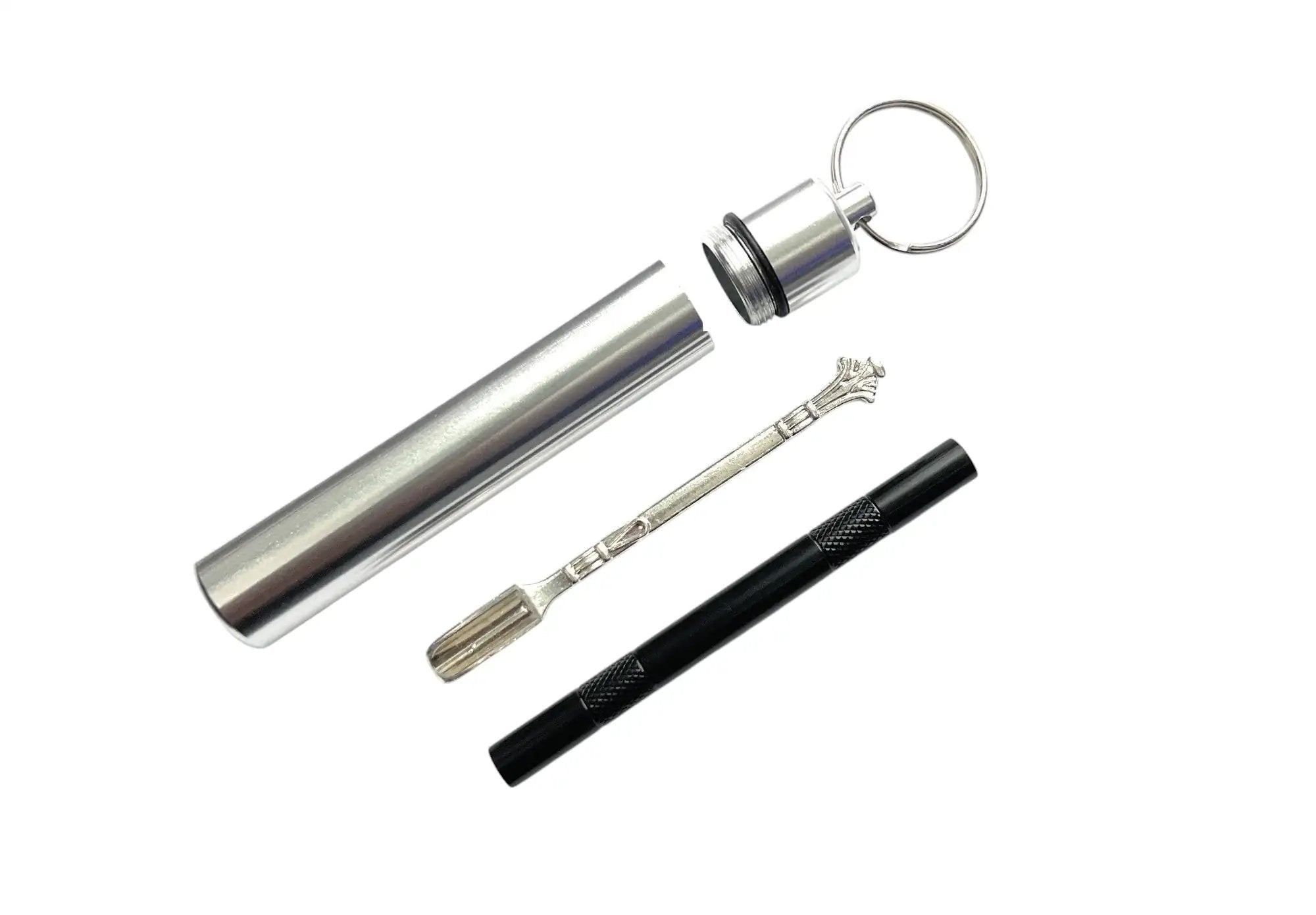 XL Aluminium-Pillenbox mit Schlüsselanhänger – Silber, inkl. Schwarzem Matt-Röhrchen & Silbernem Löffel V5 - from DieBallerei