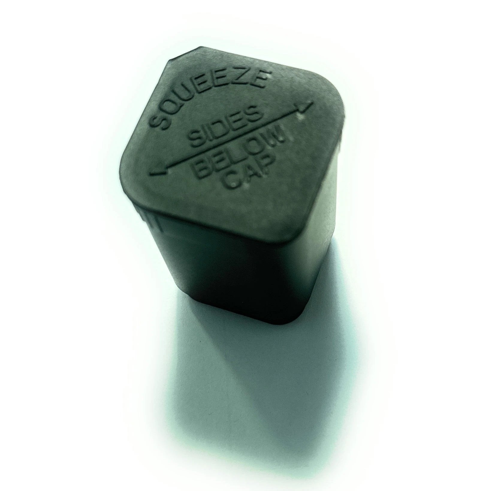 Kompakte Kunststoffdose – Geruchsdicht & Feuchtigkeitsresistent Squeeze Verschluss - from DieBallerei