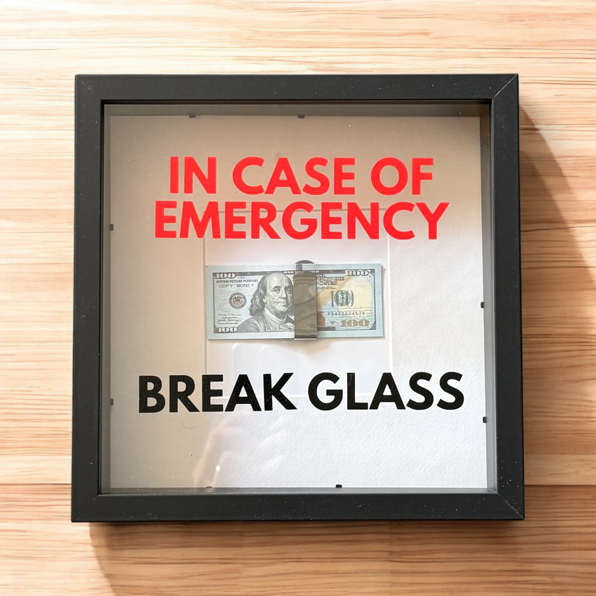 In Case of Emergency Break Glass – Wandbild mit DOLLAR-Scheinen V3 in schwarz - from DieBallerei