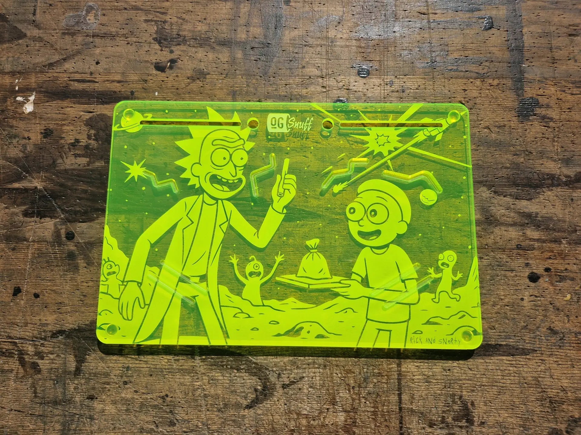 OG SNUFF – Rick & Snorty Snuff Board – auffälliges Cartoon-Design mit praktischen Vertiefungen