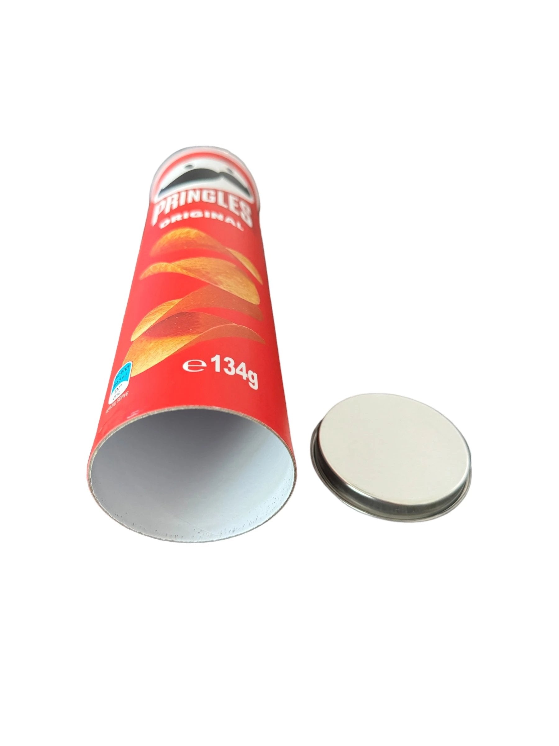 Täuschend echte Chips-Dose mit Geheimfach im Boden - from DieBallerei