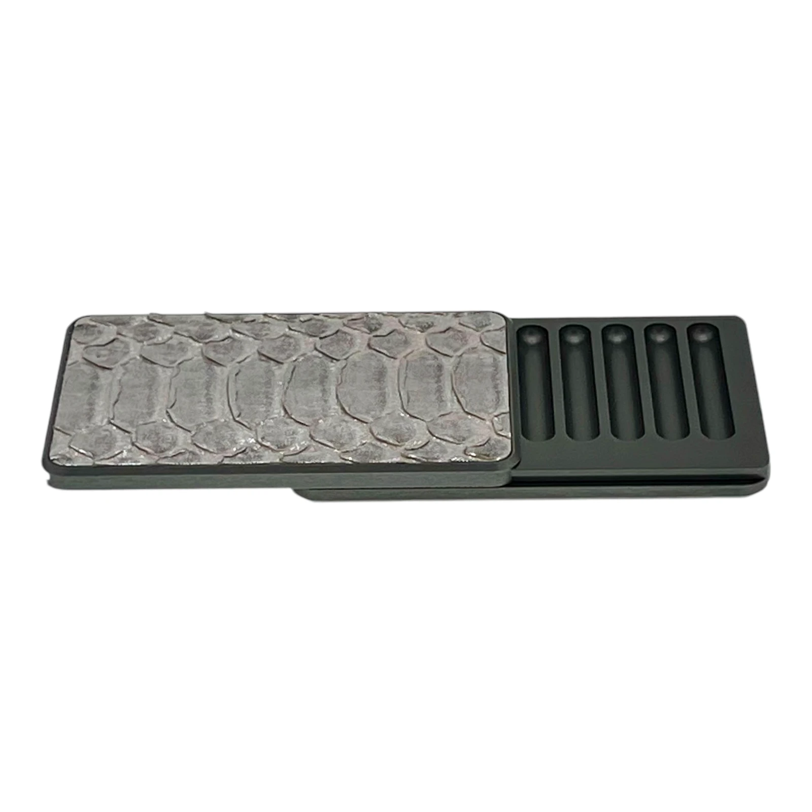 Royal Box Premium – Exklusiv aus echtem Echsenleder in Silber - from DieBallerei