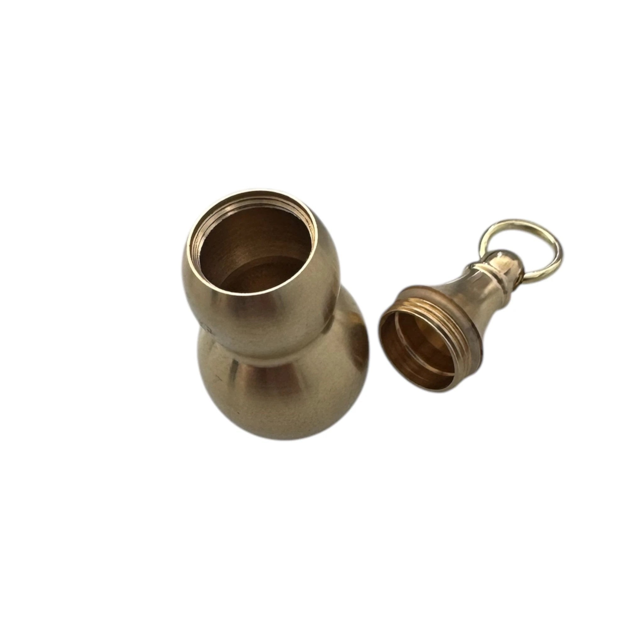 Mini-Schatztruhe in Kürbisform – Schlüsselanhänger & Kettenanhänger in Gold - from DieBallerei