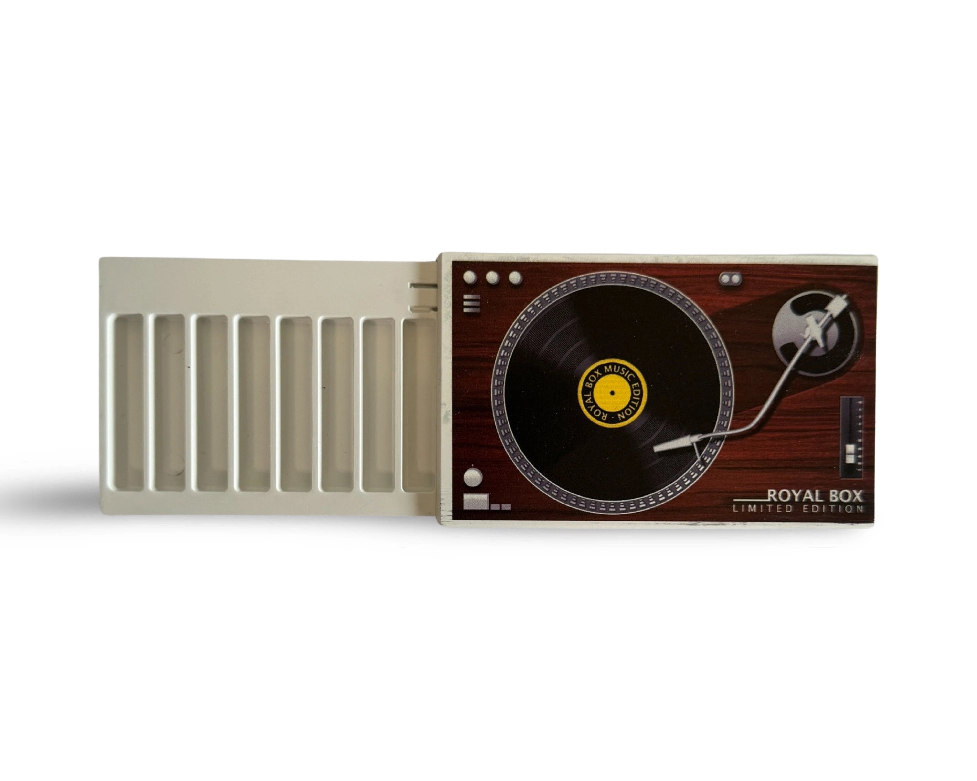 Royal Box "Plattenspieler Weiß" – Stilvolles Retro-Design & Funktionalität - from DieBallerei