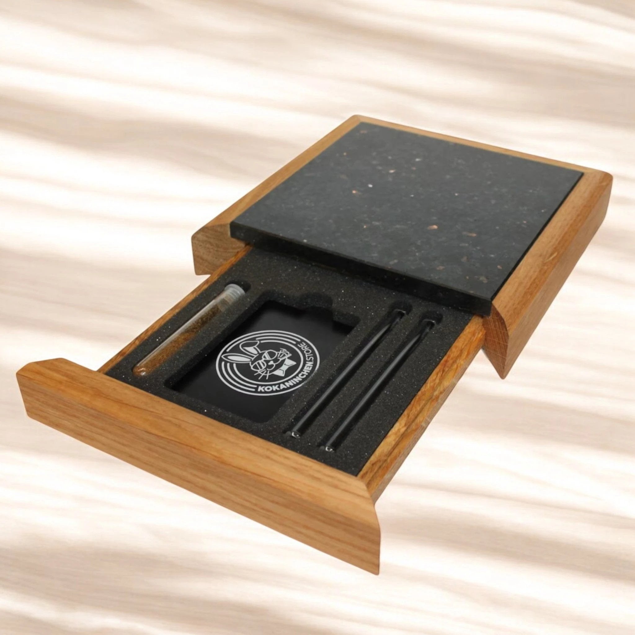 Kokaninchen Granit Untersetzer "GoldenGalaxy" hochwertige Aufbewahrungsschublade, Tassenuntersetzer, hochwertige Granitplatte - from DieBallerei