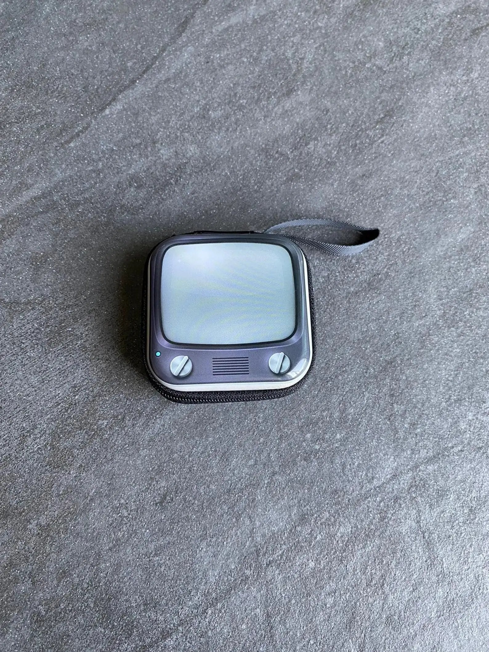 Set "TV Retro" – Stilvolles Zubehör im nostalgischen Hard Case - from DieBallerei