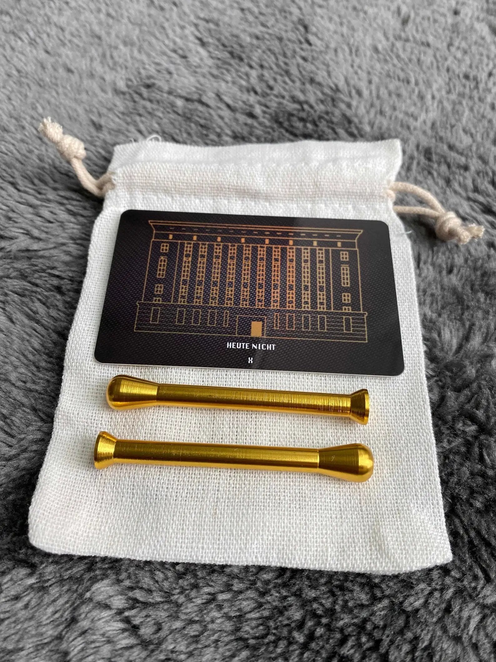 Mini-Set "Berghain" – Stilvoll & Kompakt im Säckchen - from DieBallerei