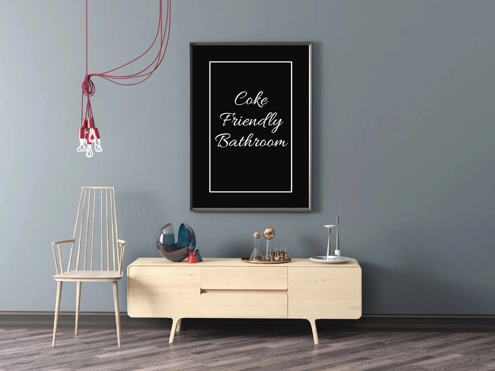 Poster „Coke Friendly Bathroom“ – Black & White Edition (DIN A3 mit Rahmen) - from DieBallerei