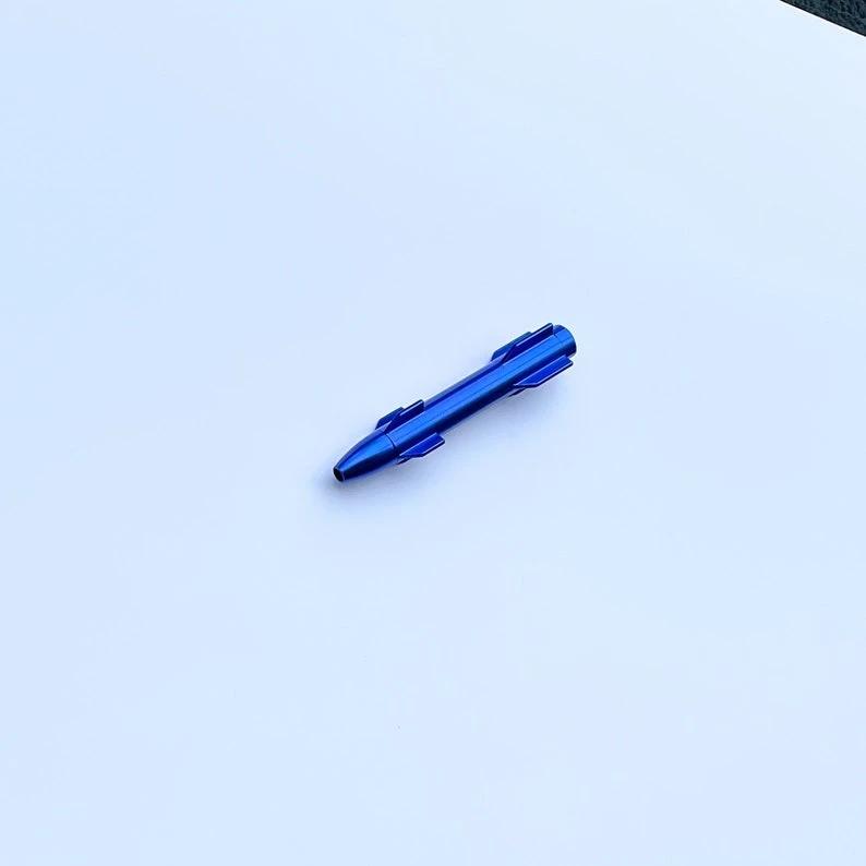 Röhrchen aus Aluminum in Raketen Optik– für deinen Schnupftabak- Zieh - Röhrchen - Snuff - Snorter Dispenser – Länge 77mm blau - from DieBallerei