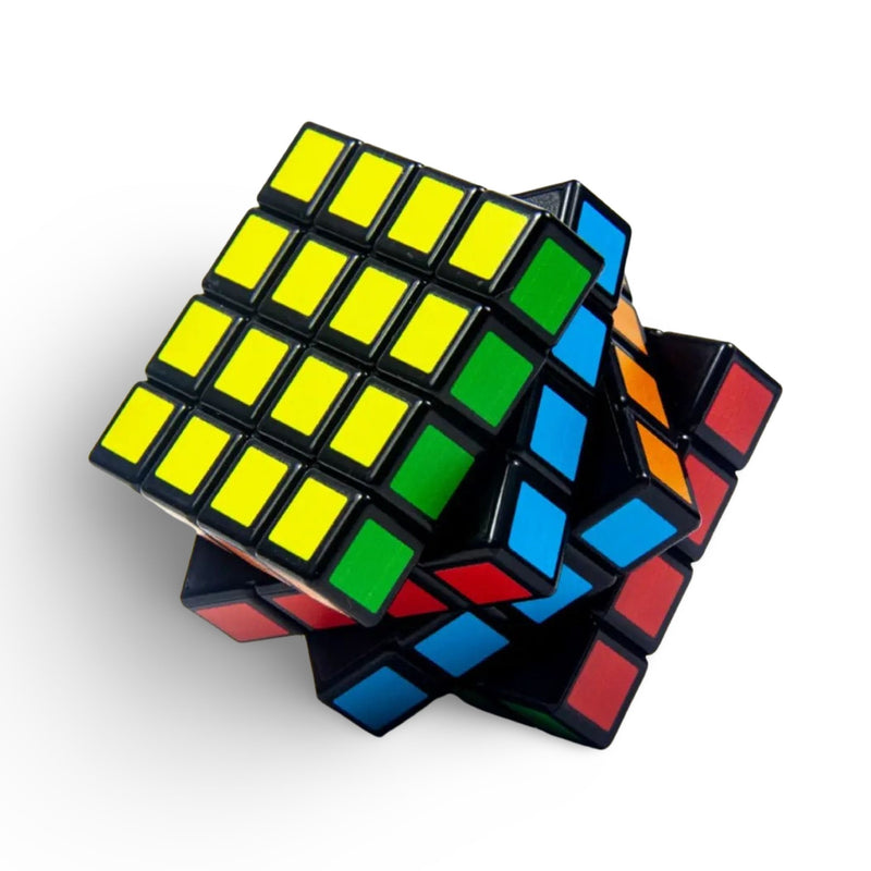 Grinder 4 layers in Rubik's Cube design (58mm x 58mm) colorful
