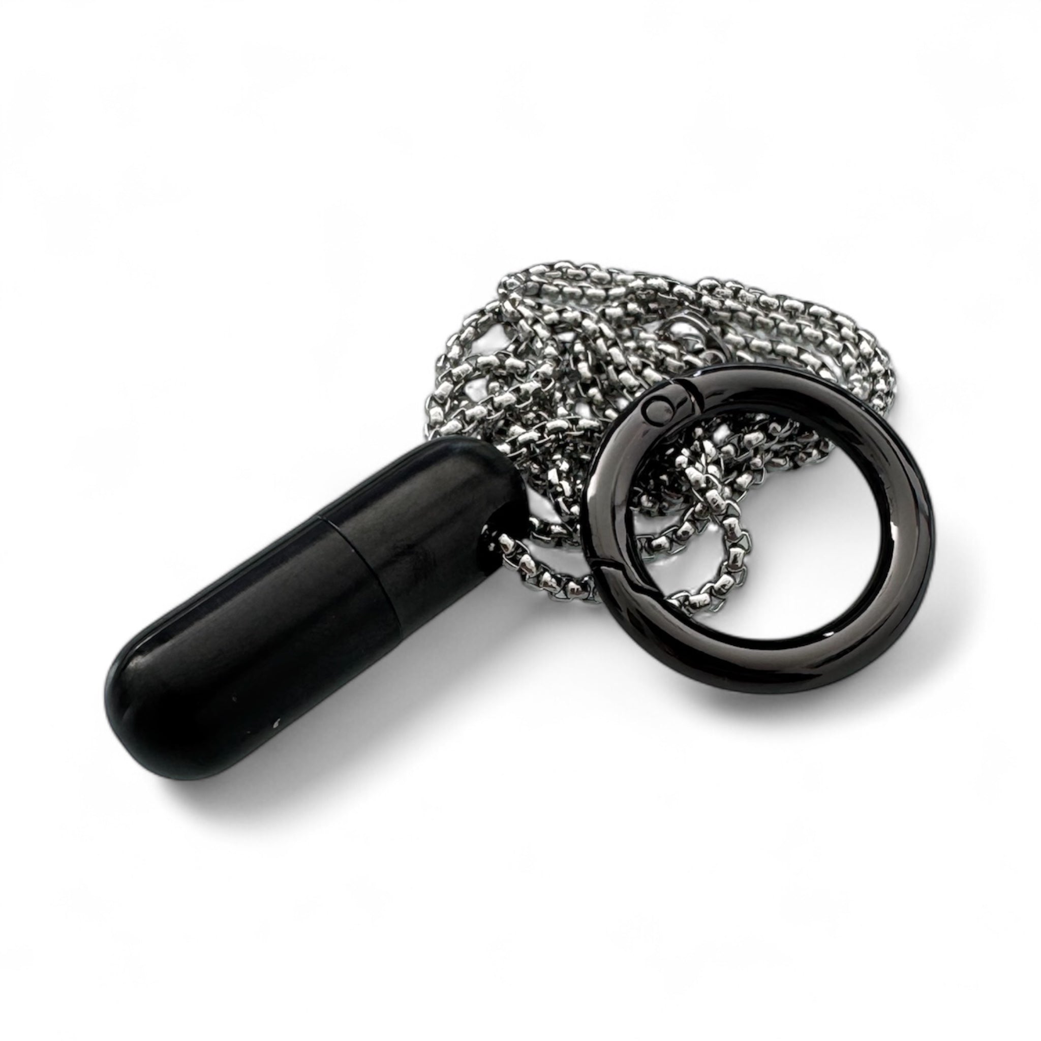 Capsule Anhänger – Stilvoll & immer dabei 2 in 1 Halskette und Schlüsselanhänger - Schwarz