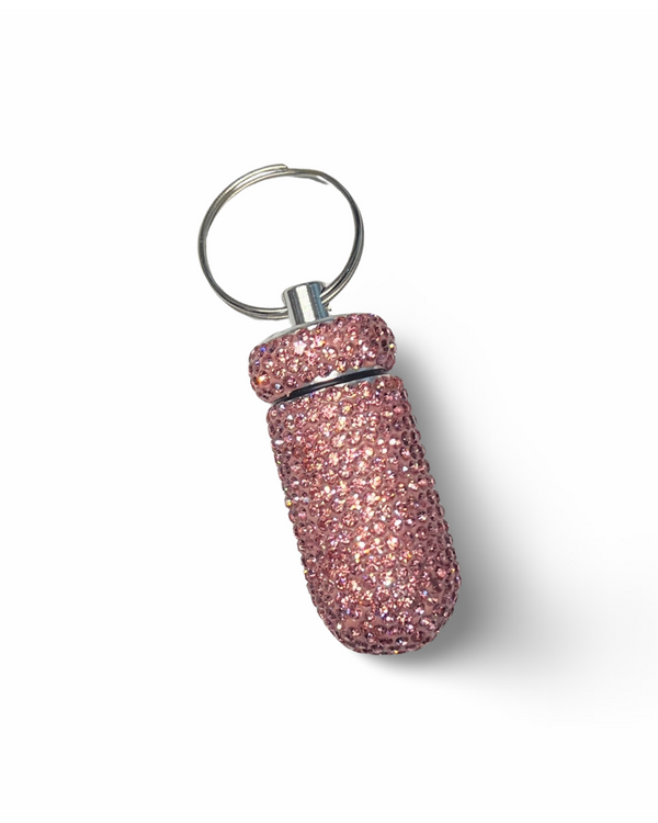 Boîte de rangement capsule pilulier aluminium avec bouchon à vis et porte-clés décoration strass rose