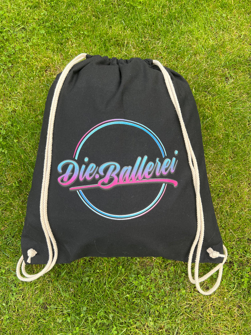 Die.Ballerei gym bag backpack made of black cotton with large "Die.Ballerei" logo