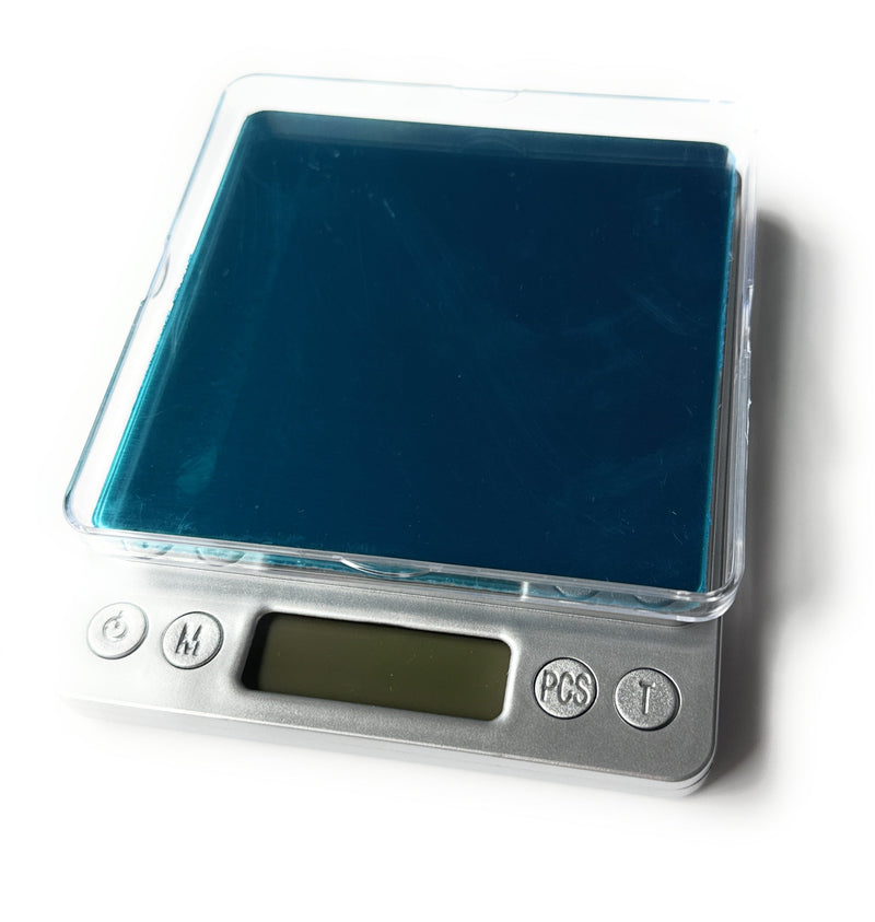Precision scale/fine scale XL with protective lid and trays