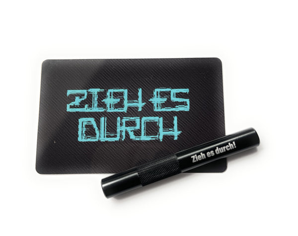 Alu Röhrchen Set in schwarz/geriffelt (70mm) mit Laser Gravur und Hack-Karte „Zieh es durch blau"