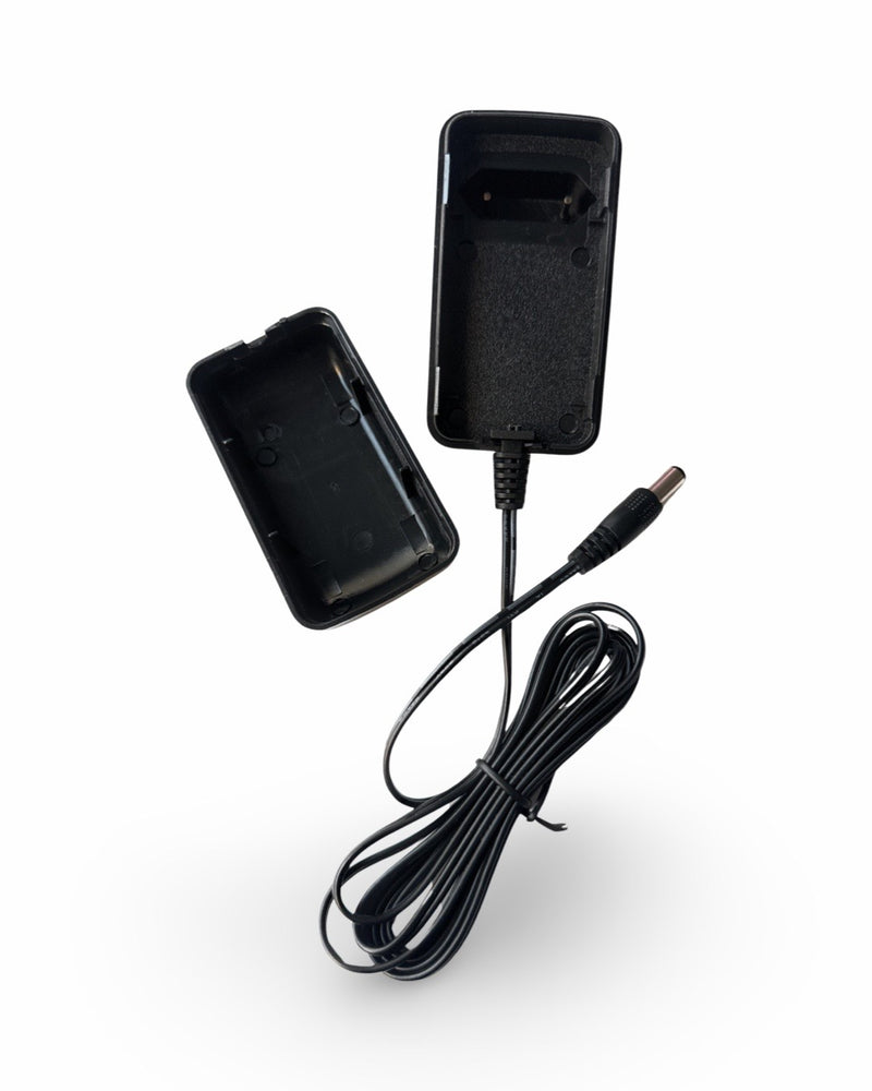 Cache chargeur / compartiment secret / chargeur de téléphone portable - trompeusement réel et discret en noir avec beaucoup d'espace de rangement