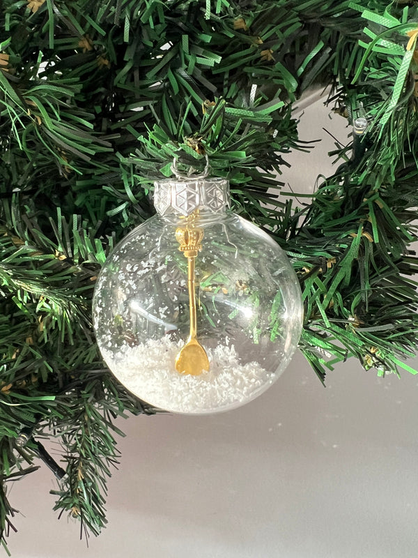 Christmas tree ball / Christmas ball / Christmas decoration ball “Let is Snow” with spoon and artificial snow Xmas party, gift