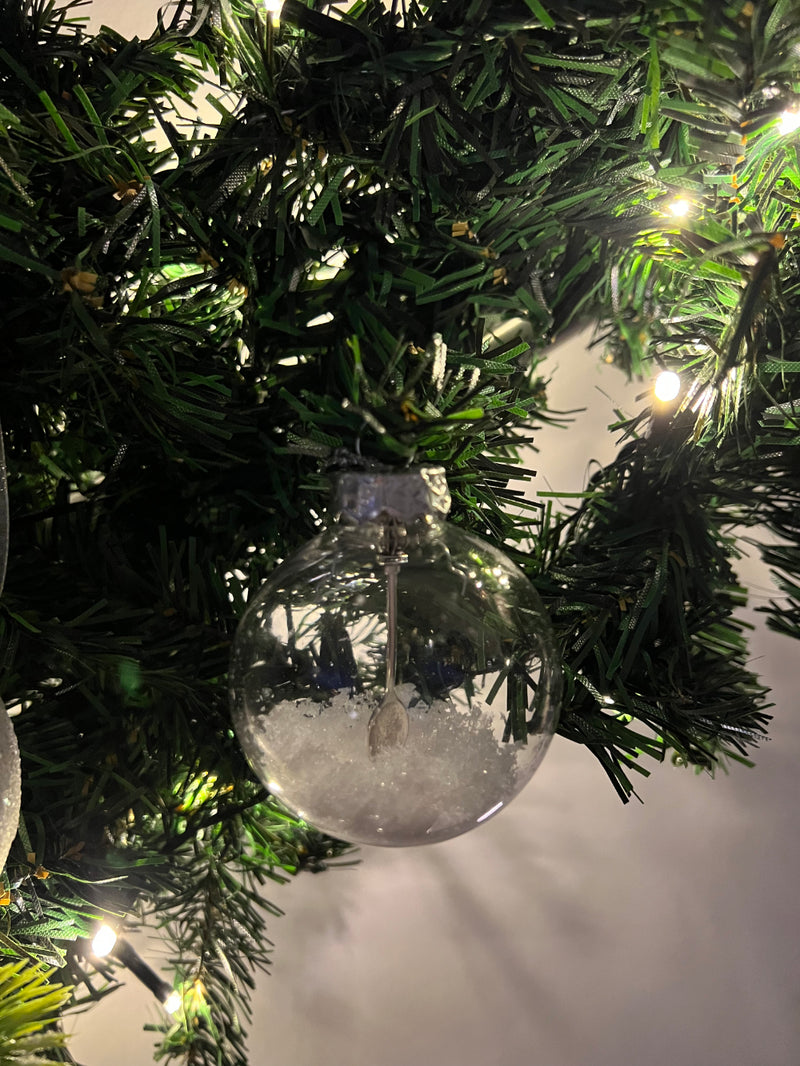Christbaumkugel / Weihnachtskugel / Weihnachtsdeko Kugel „Let ist Snow“ mit Löffel und Kunstschnee Xmas Party, Geschenk