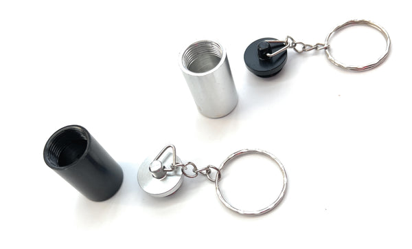 Boîte de rangement capsule pilulier aluminium avec bouchon à vis et porte-clés