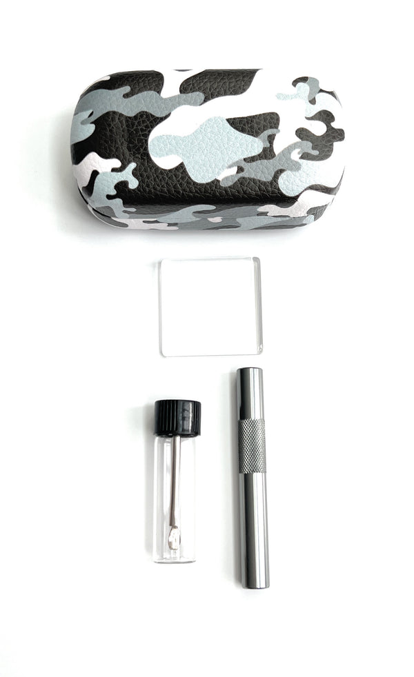 SET camouflage black/white case (draw tube, mini glass plate, dispenser with telescopic spoon) in hard case