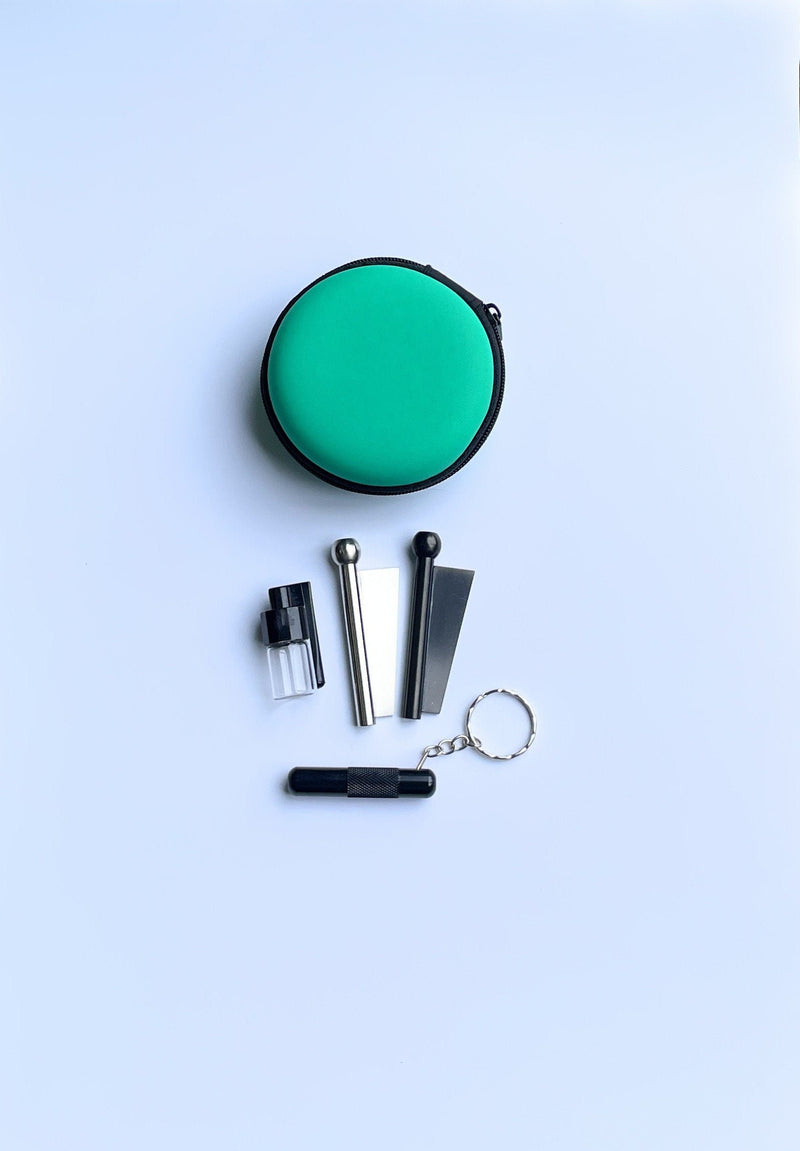 SET vert-turquoise Sniff Snuff Sniffer distributeur de tabac à priser (tube, distributeur avec cuillère, pilulier, distributeur) dans un étui souple vert-turquoise