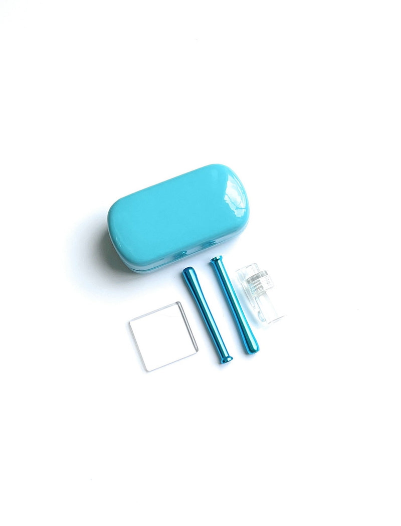 SET Hellblau Sniff Snuff Sniffer Schnupf Spender Dispenser Dispensers (Röhrchen, Mini-Glasplatte, Spender mit Löffel) in Hard Case