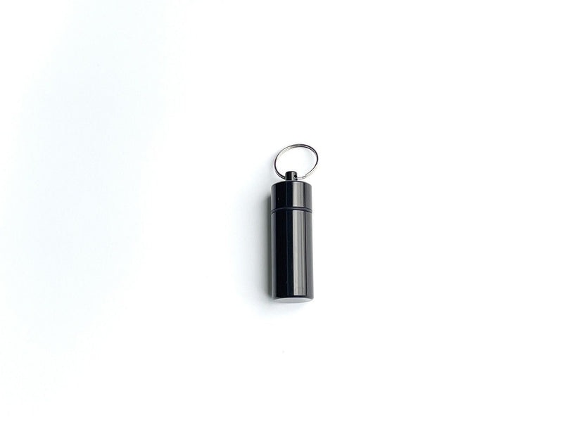 XXL Storage Box Waterproof Aluminum Pill Box Bottle Dispenser Dispenser Fashion Steel Bottle Removable Keychain in Black