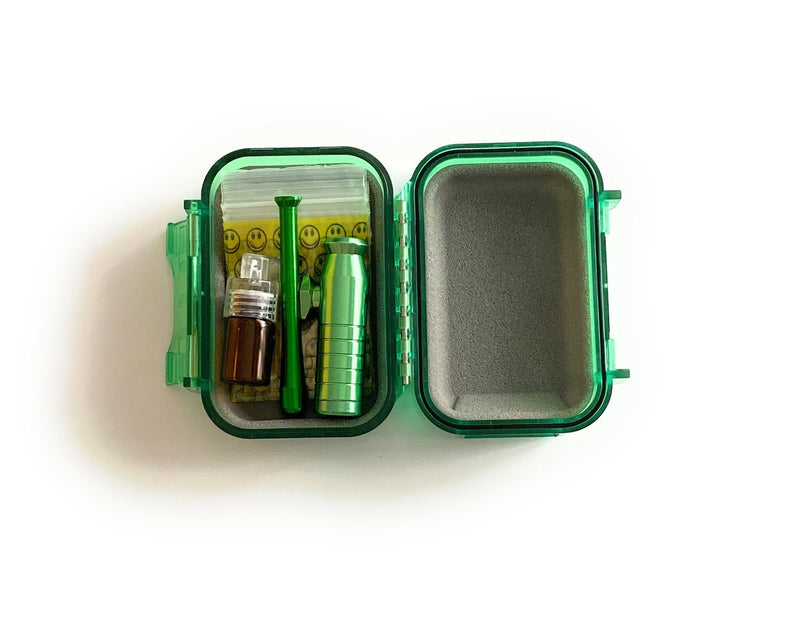 Hard Case Schnupftabak Set "Locker" mit Alu Dosierer, Spender mit Löffel, Ziehröhrchen & Tütchen mit Clip wasserdicht in grün Sniff Snuff