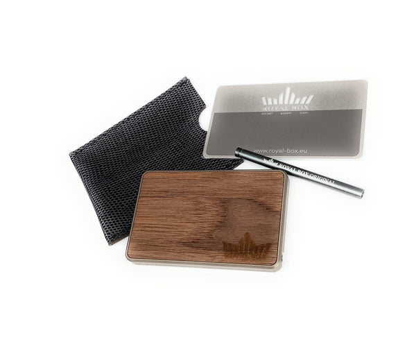 Royal Box Premium made of real walnut wood incl. 2 straws, card and leather case, stylish, elegant, super exclusive