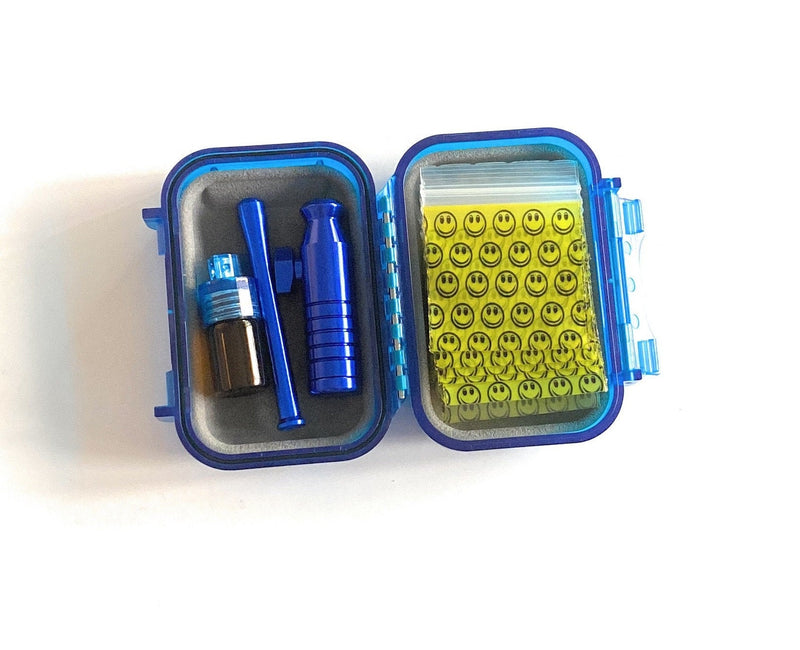 Set de tabac à priser avec étui rigide "Locker" avec distributeur en aluminium, distributeur avec cuillère, tube à dessin et sac avec clip étanche en bleu Sniff Snuff