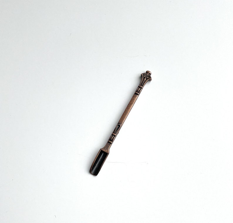 Mini cuillère (environ 85 mm) Charm Sniffer Snorter Snuff Snorter Powder Spoon Accessoires pour fumer en cuivre