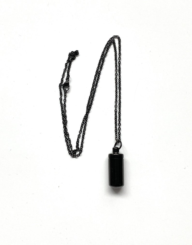 Halskette mit befüllbarer Kapsel in Schwarz (ca. 30cm)  Kette Zylinder Collier Anhänger zum schrauben aus Edelstahl