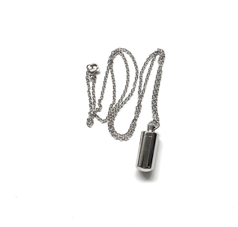 1 x necklace with fillable capsule in silver (approx. 30cm) chain cylinder necklace pendant for screwing made of stainless steel