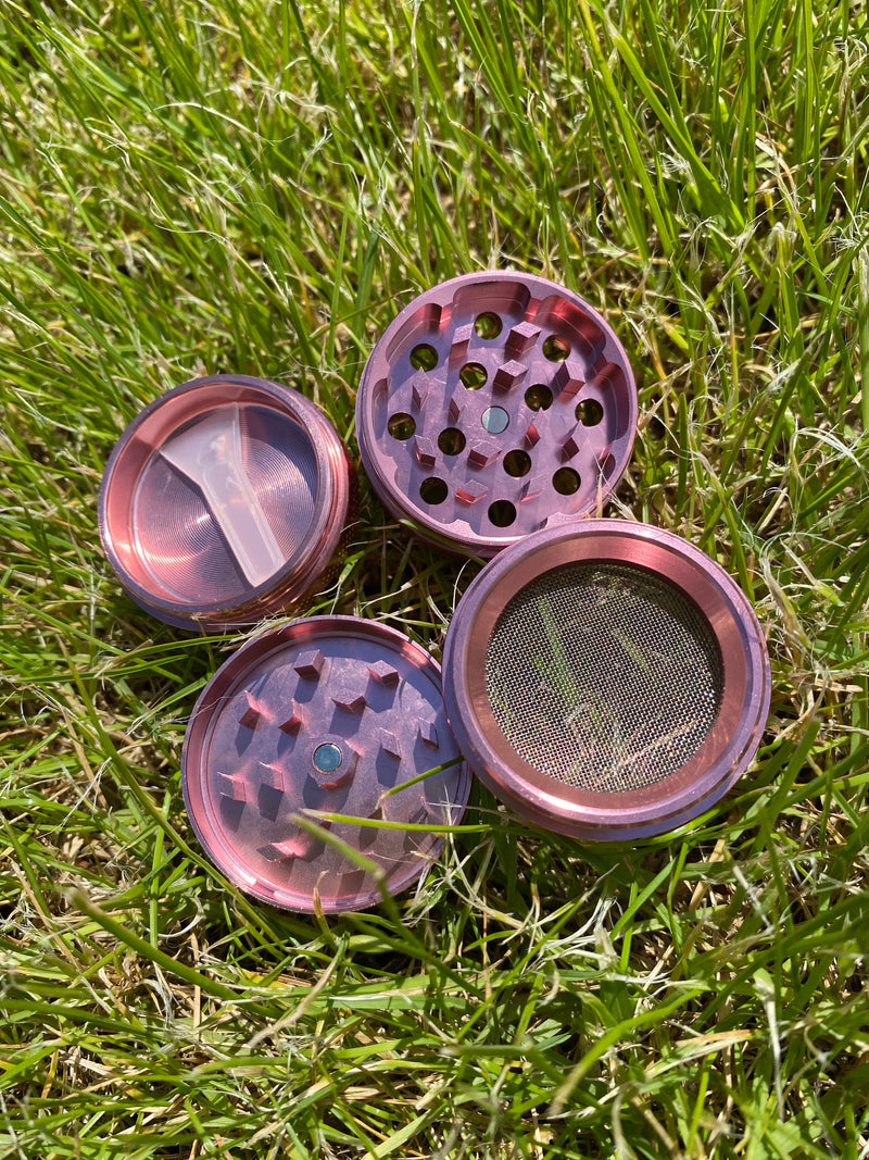 Smoking Set „Pink“ Pipe und Grinder Ice Cream Pipes Silikon-Rauchzubehör pink rosa Eiscreme Pfeife Ice Cone 4 Teile Aluminum Grinder