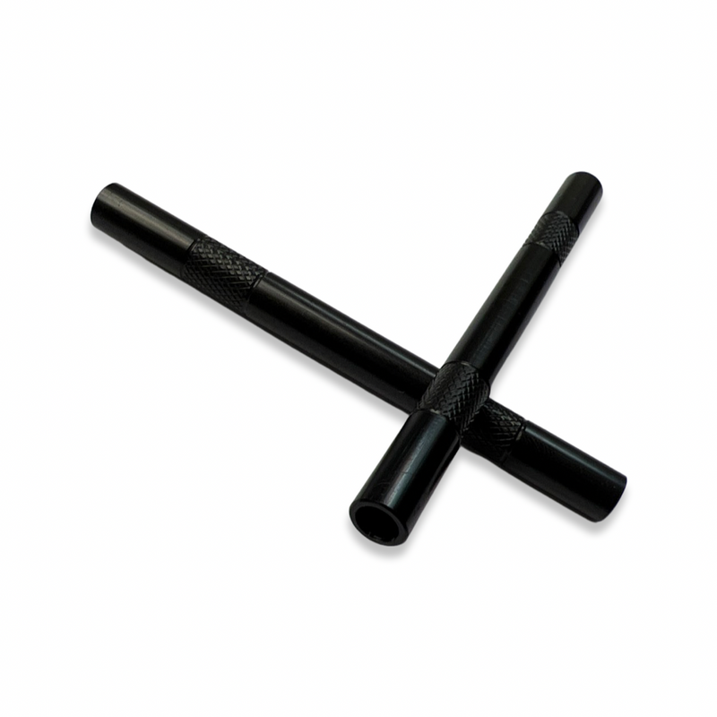 Röhrchen Set - 4 Stück - Schwarzes Matte Röhrchen aus Aluminium – für deinen Schnupftabak- Zieh - Röhrchen - Snuff - Snorter– Smoke Pipe - stabil, leicht, elegantnuff - Dispenser –Länge 80mm -stabil, leicht, elegant